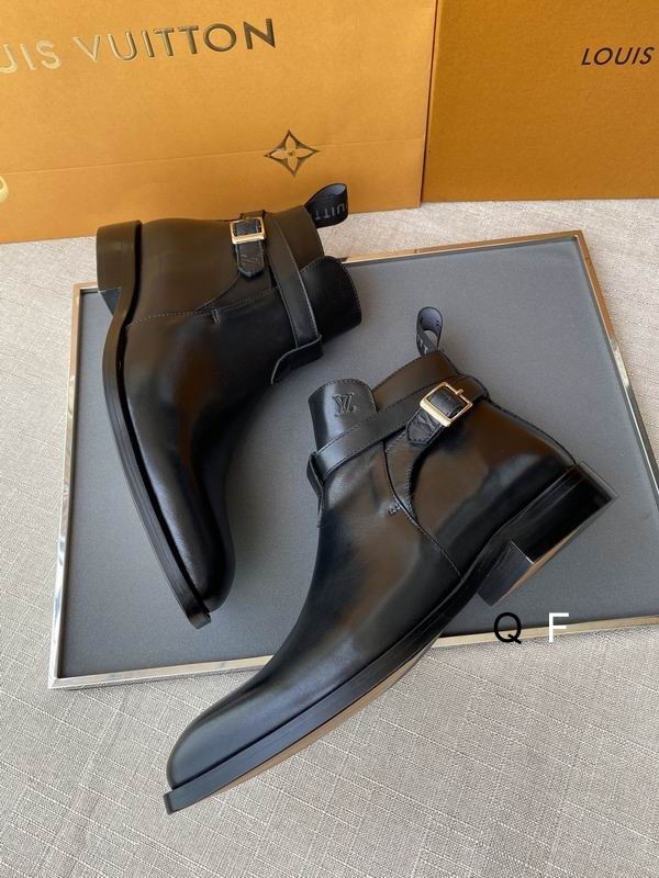 LV Men's Shoes 375